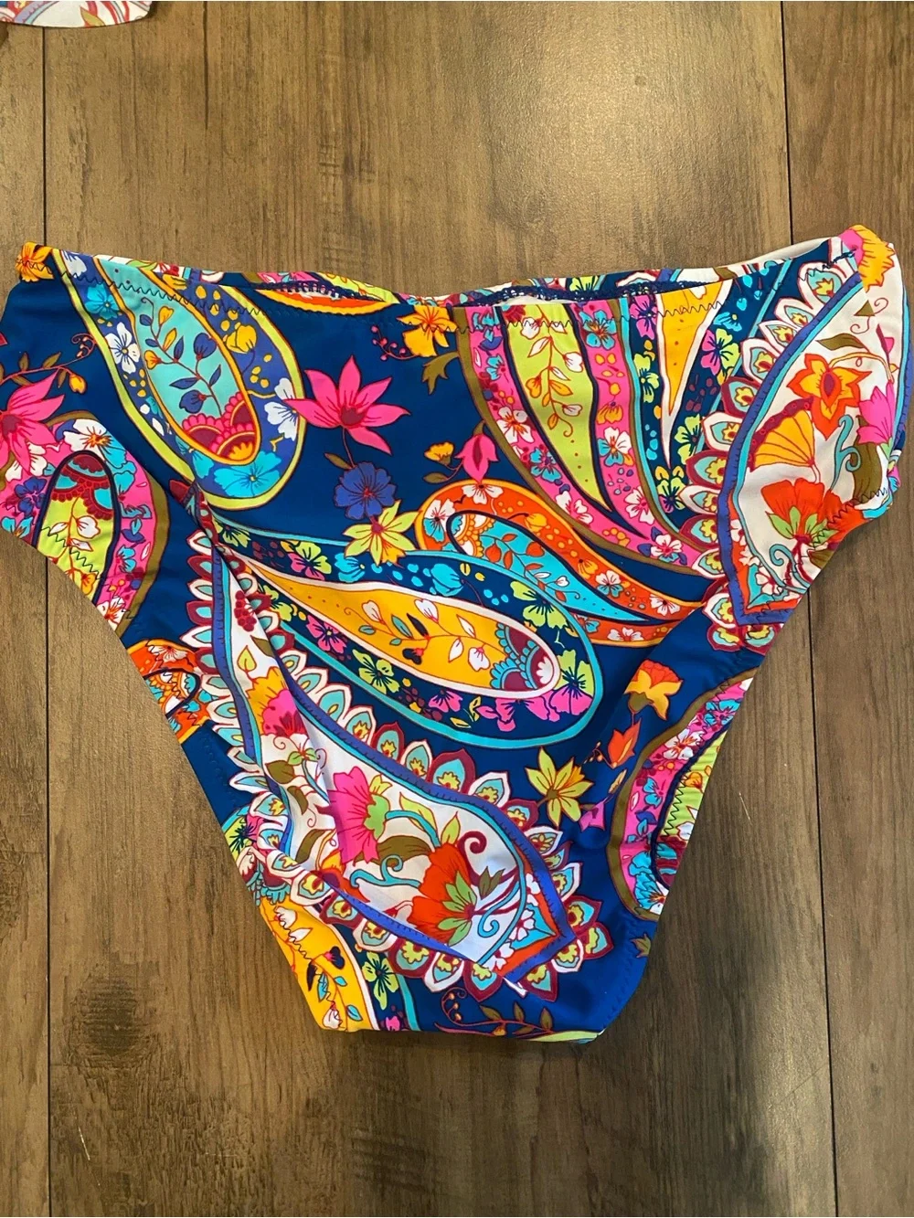 Trina Turk • Blue Paisley Off Shoulder Ruffle Top Bikini Set • Size 6/8